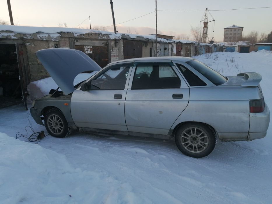 Продам ваз 2110.