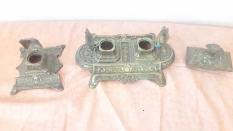 Calimara de birou din bronz doroc