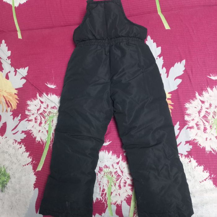 Продам комбинезон на девочку на возраст 2.25 года