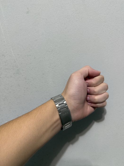 Кварцевые Casio часы.