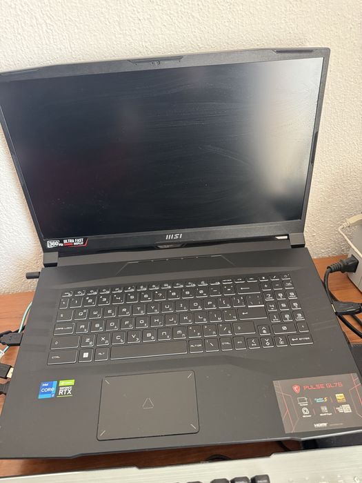 Геймърски лаптоп MSI GL 76