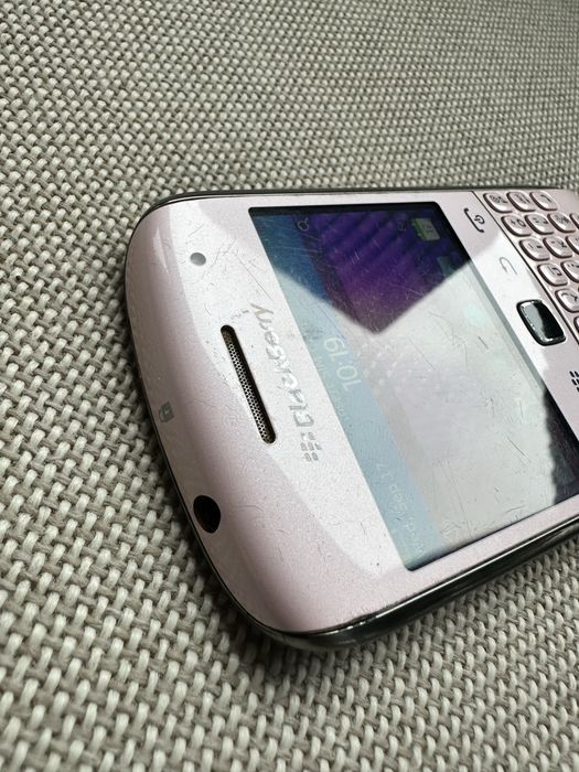 BlackBerry Curve 9360 Apollo Pink