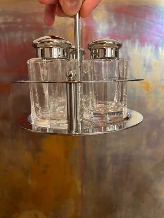 solnita oliviera condimente Alessi MG05 designer Michael Graves Italia