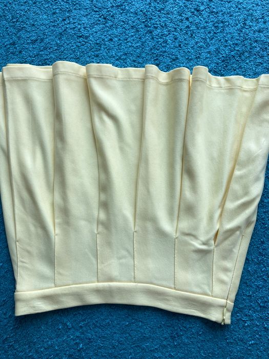 Момичешка пола от Zara