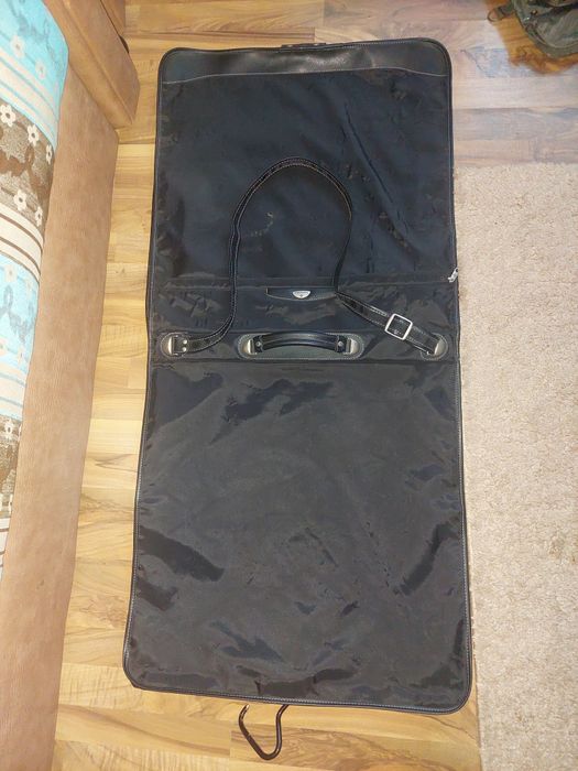 Geanta transport,port-costum haine,rochii,costume ,diverse