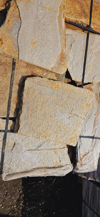 Piatră naturală poligonală