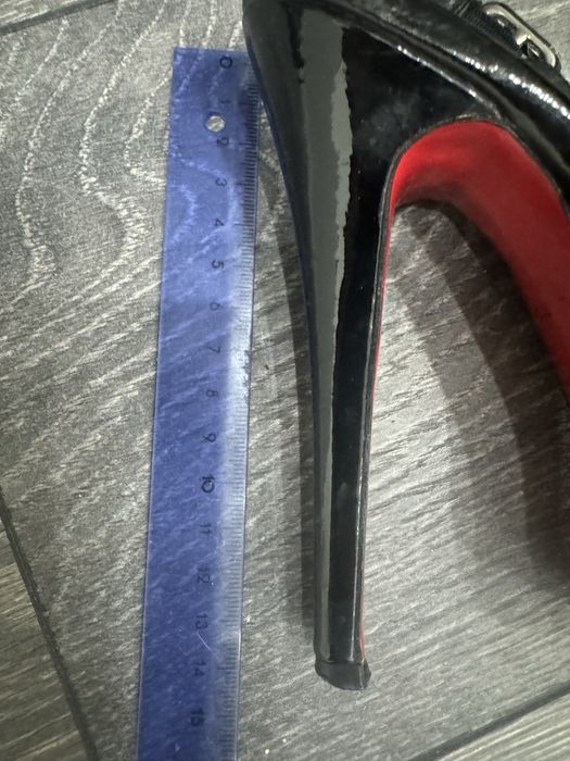 Лабутены натуральная замша