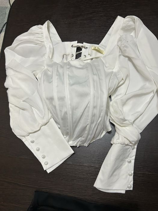 Блузка с корсетом