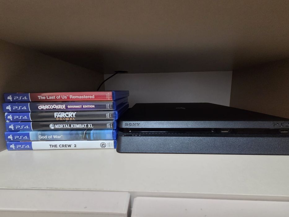 Playstation 4 slim + un controller