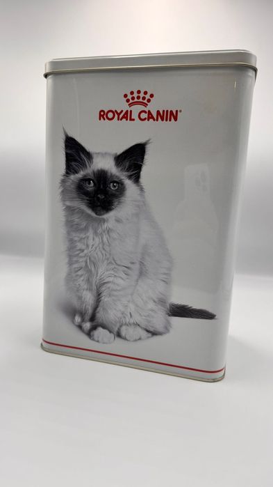 Банка коробка для корма кошки