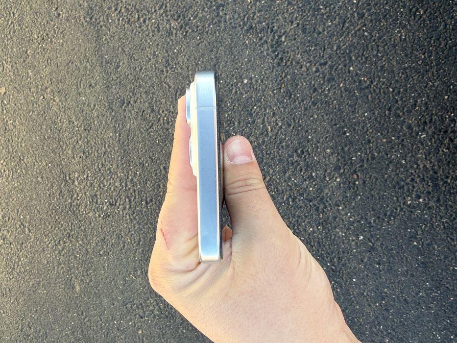 Iphone 16 pro max white