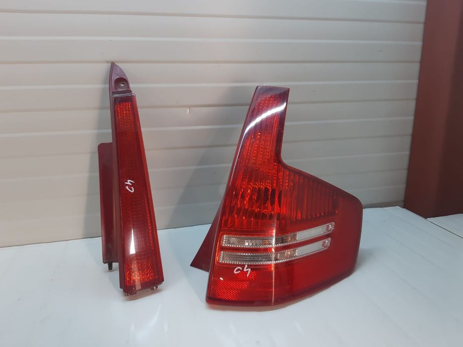 Stop tripla spate Citroen c4 100lei