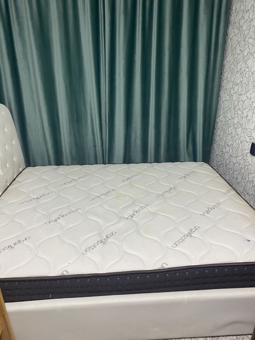 Кровать двуспальный