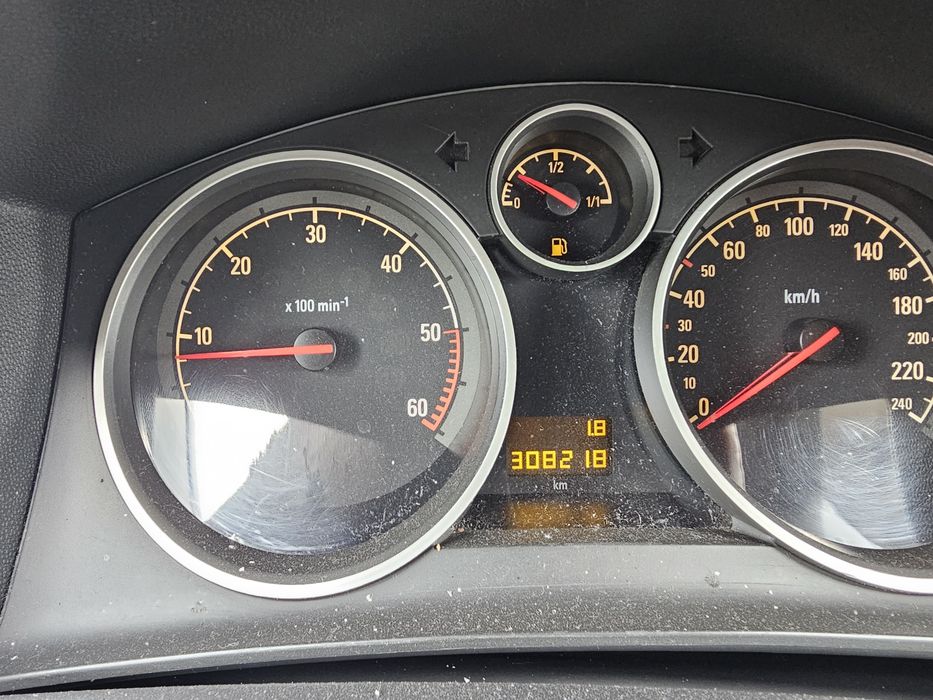 Opel astra gtc 1.7 disel