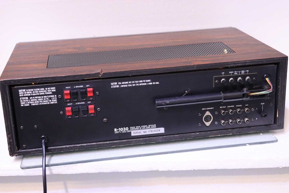 Amplificator/Tuner Luxman,2x45W(R-1030).