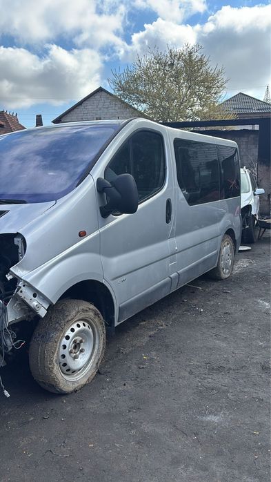 Desfac dezmembrez piese motor 1.9 2.0 2.5 opel vivaro renault trafic nissan primastar