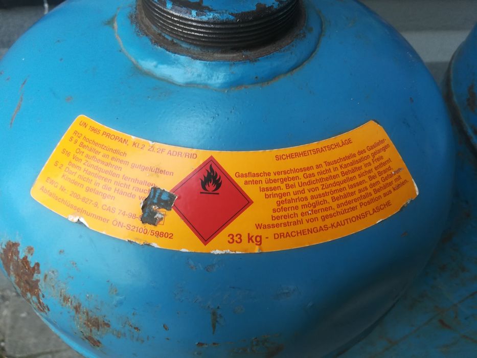 Голяма/ГОЛЯМИ газова /ГАЗОВИ бутилка /БУТИЛКИ 79литра - Г образен кран