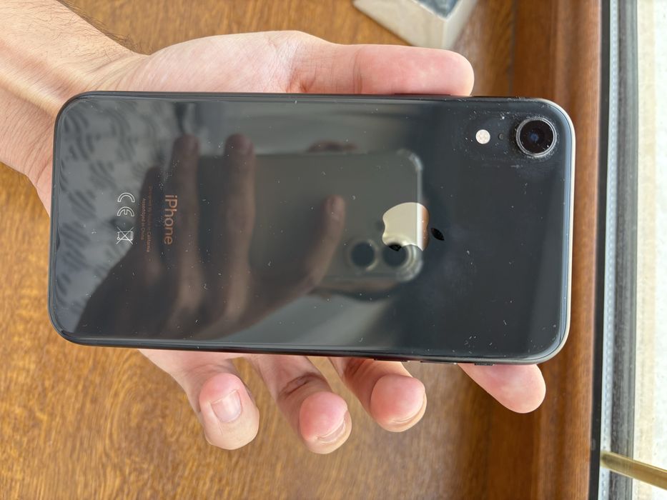 Продам Iphone Xr 64gb