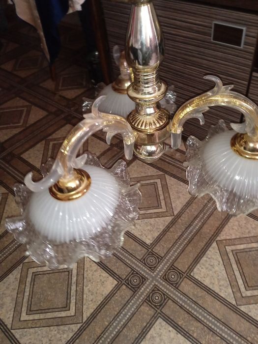 Люстры 2 штуки жилгородок