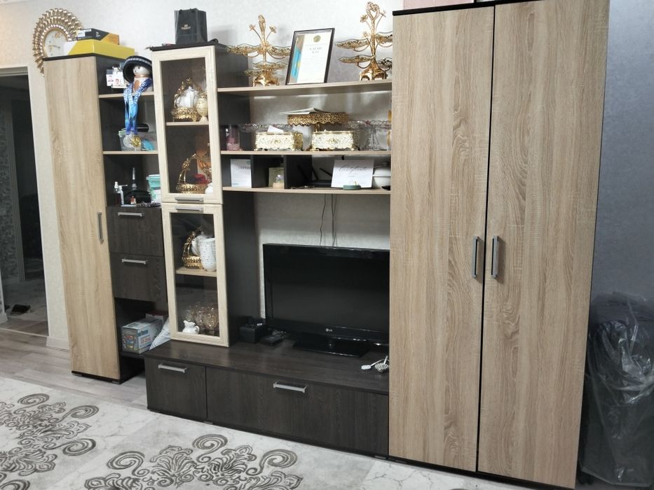 Продам Горка стенка.