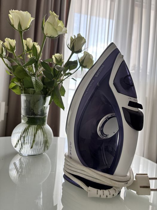 Vand Fier de calcat PhilipsEasySpeed Plus 2300W talpa ceramica