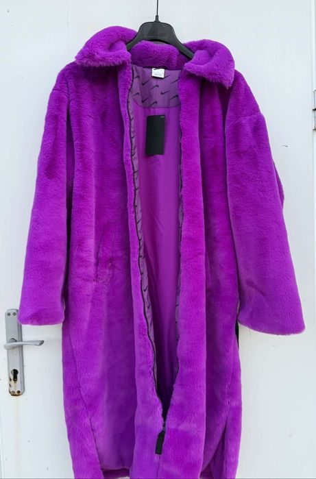 Nike Teddy Bear уникално дамско пролетно палто Л размер Ново