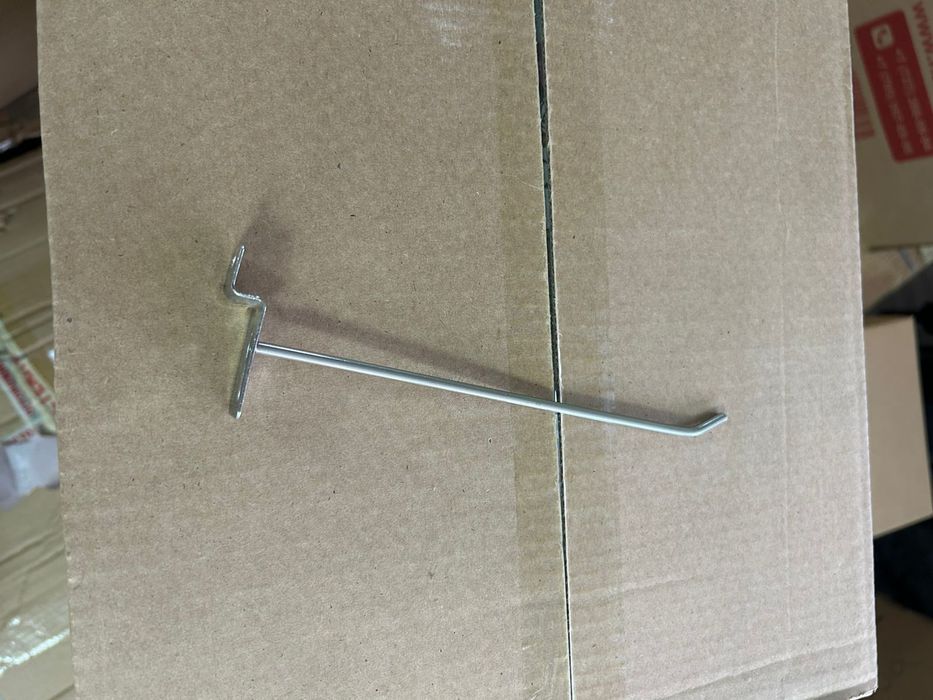 Продам крючки все размеры  для эконом панелей