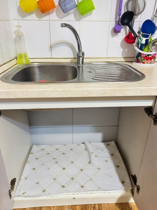 Срочно продаю кухонный гарнитур