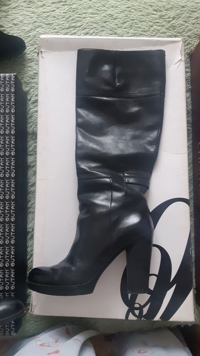 Обувь женские сапоги