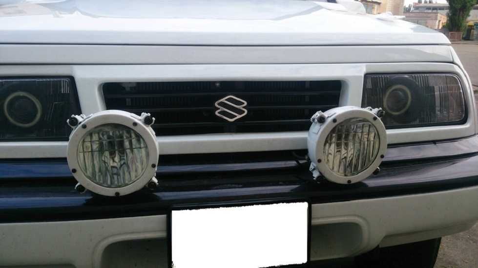 эмблема решётки радиатора Suzuki