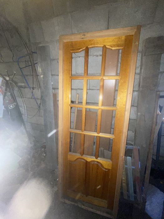 Продам деревянные двери