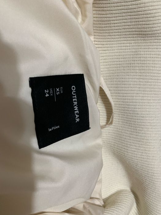 Geaca Lefties marimea XS .