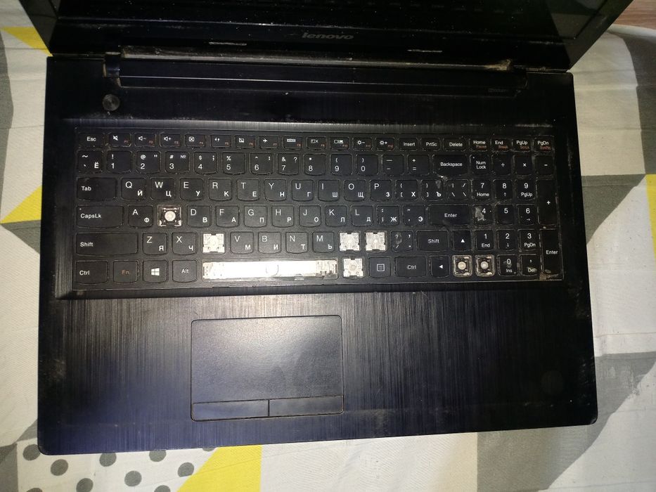 Ноутбук на запчасти