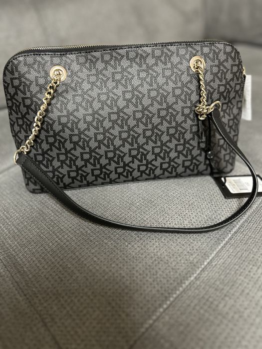 Оригинална дамска чанта DKNY
