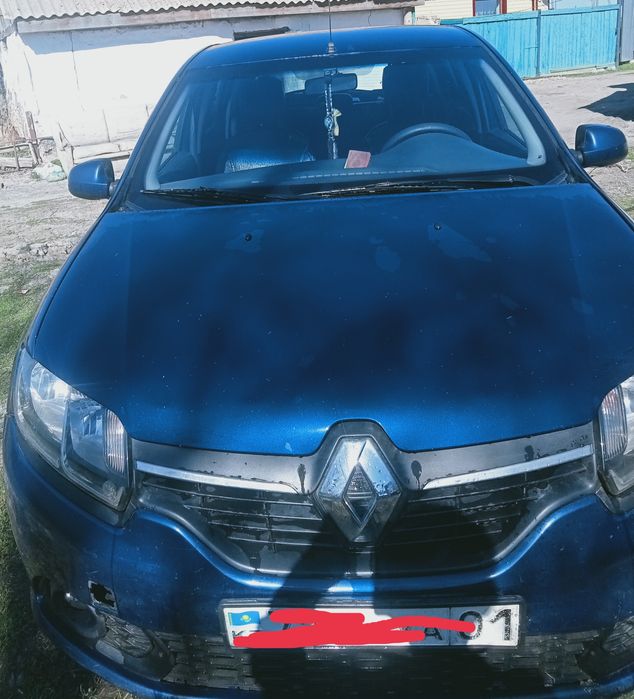 Продам авто рено сандеро 2