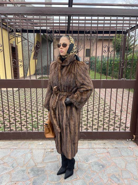 Haina lunga  din blana natural de vizon maro