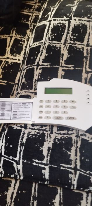 Микропроцесорна домашна алармена система  "HOME6"