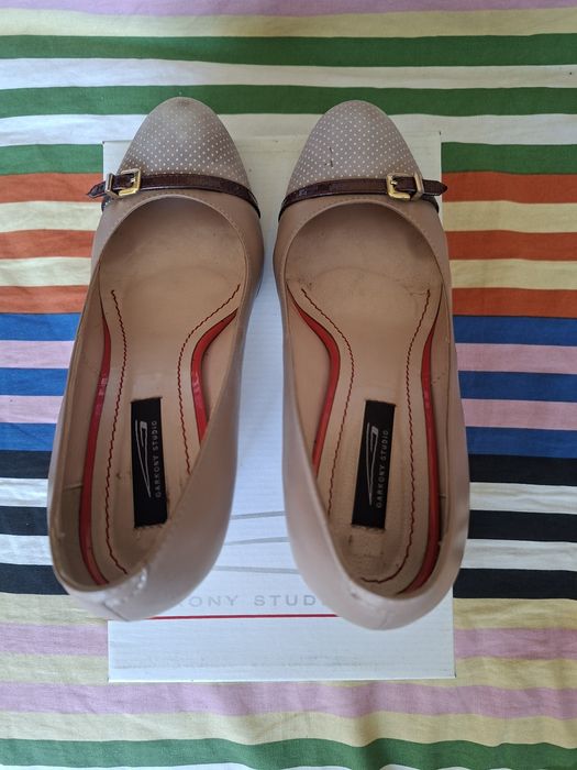 Pantof piele + piele întoarsă + lac