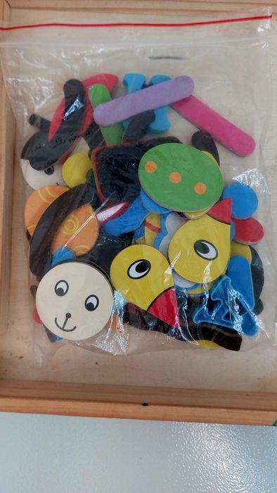 Магнитна двулицева дървена дъска с аксесоари