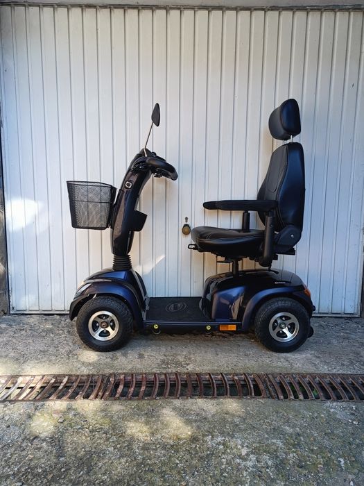 Carut handicap scuter electric dezabilitati scaun tricicleta carucior