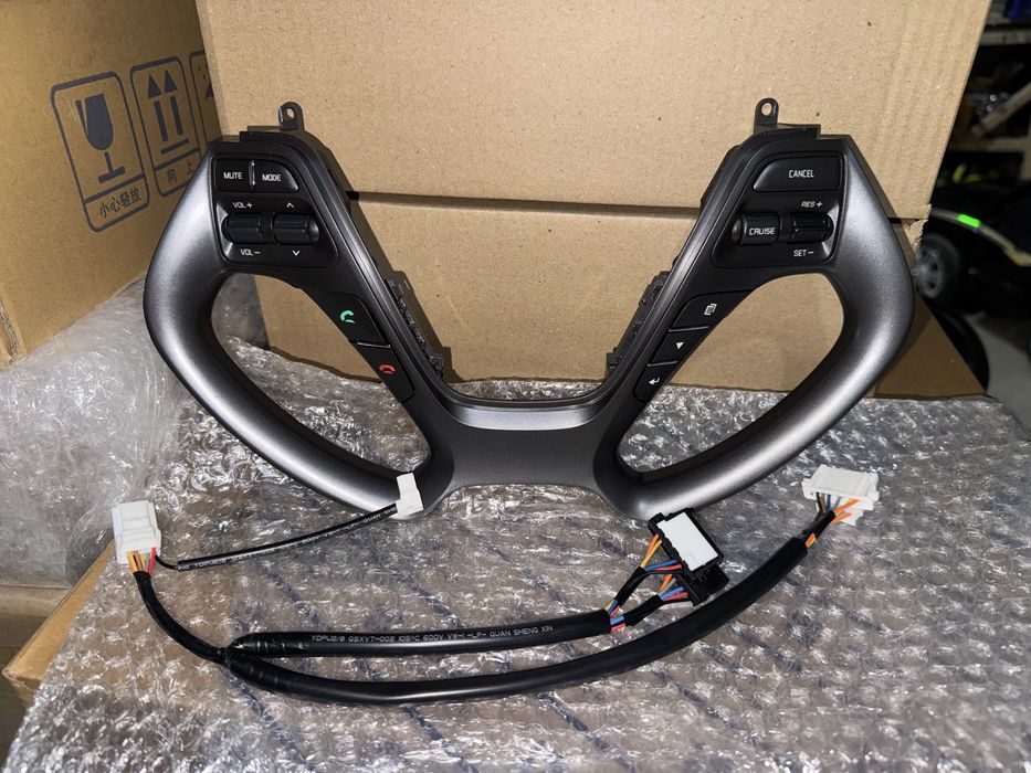 Мультируль( кнопки руля) Kia Cerato 2013-17!