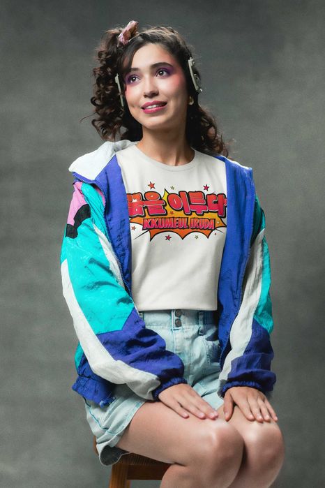 Дамска памучена тениска с щампа "Kkumeul iruda" на Корейски