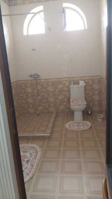 Uy sotiladi 10 sotix