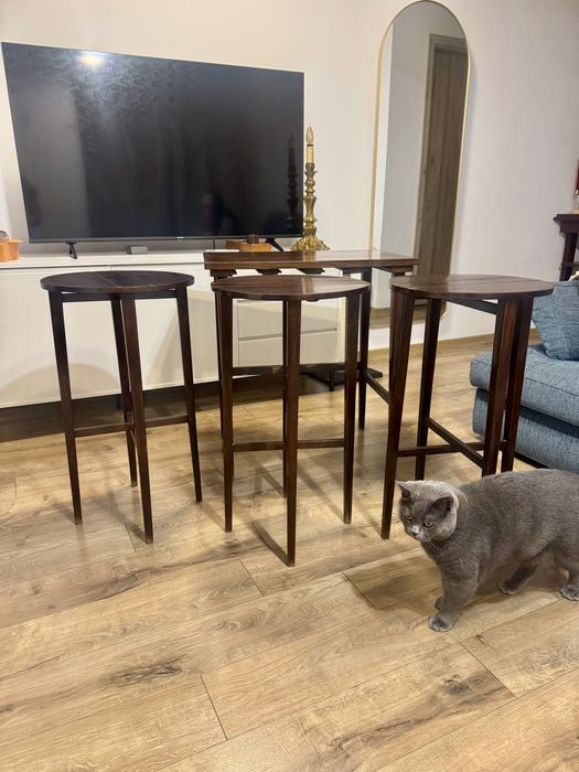 Set de masute de vanzare
