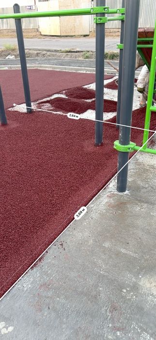 Искуственный газон и Тартан