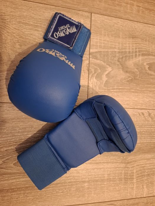 Mănuși karate/kickbox