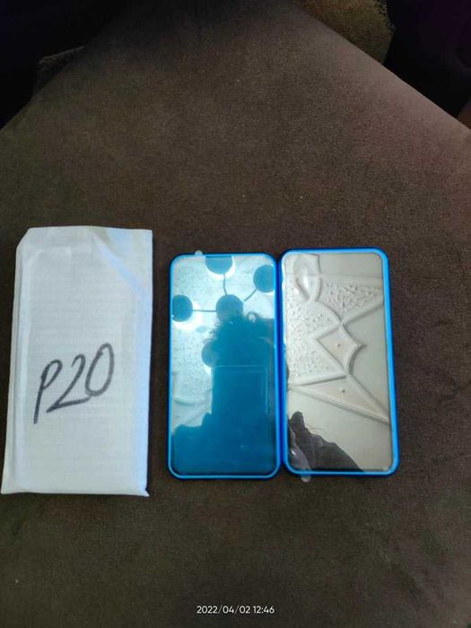 Двоен кейс за Huawei P20