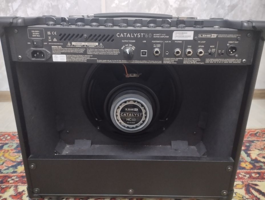 Продам комбоусилитель line 6 catalyst 60