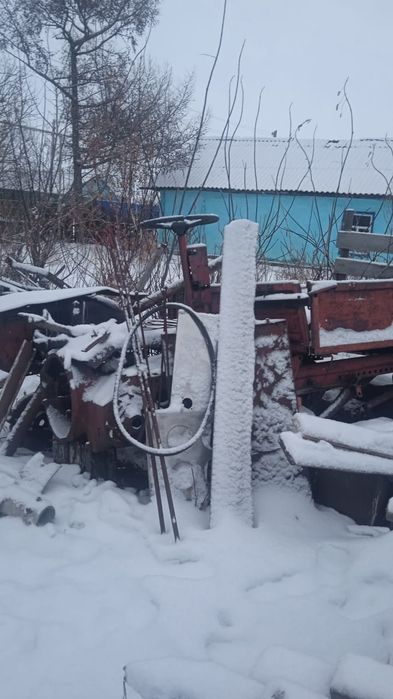 Продам трактор т16