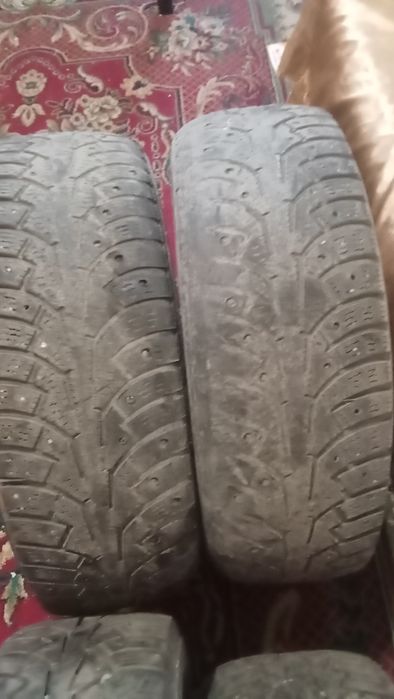 Продам шины р 15 за комплект